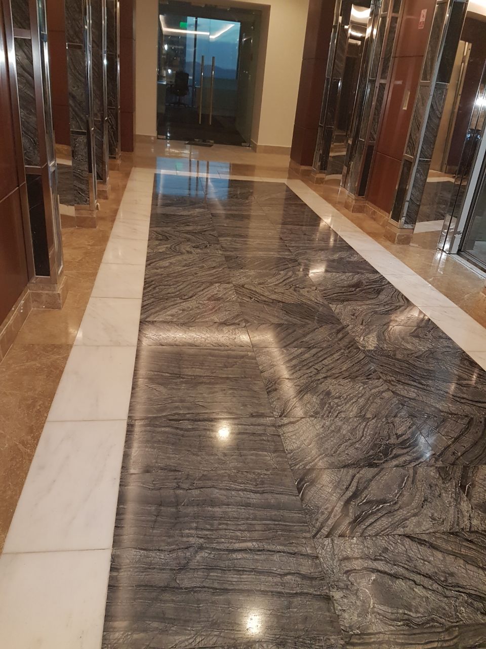 Servicios Profesionales de Pulido de Mármol en Panamá