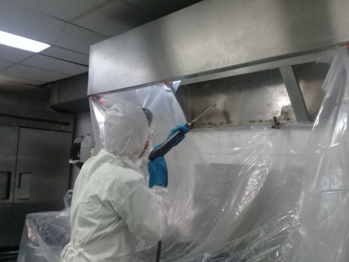 Limpieza de conductos de cocinas industriales
