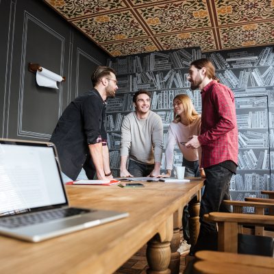 Limpieza de oficinas creativas en Panama