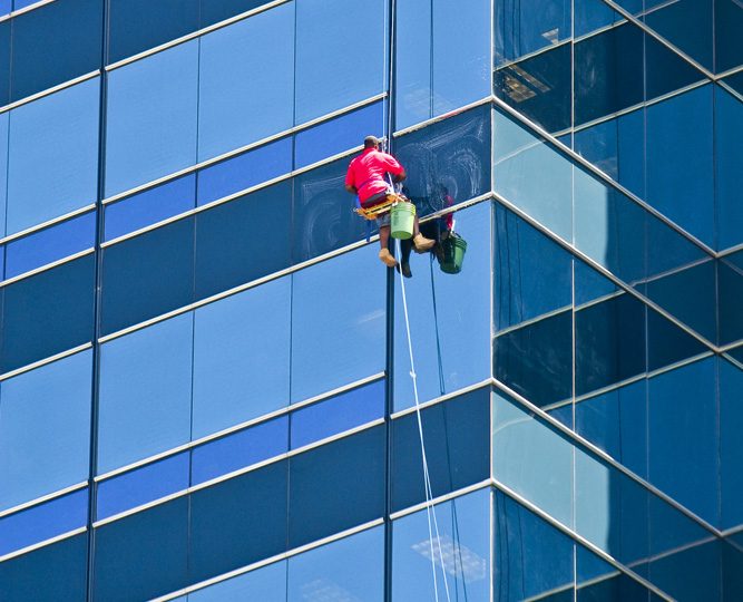Limpieza de Ventanas de Edificios a Gran Altura Panama